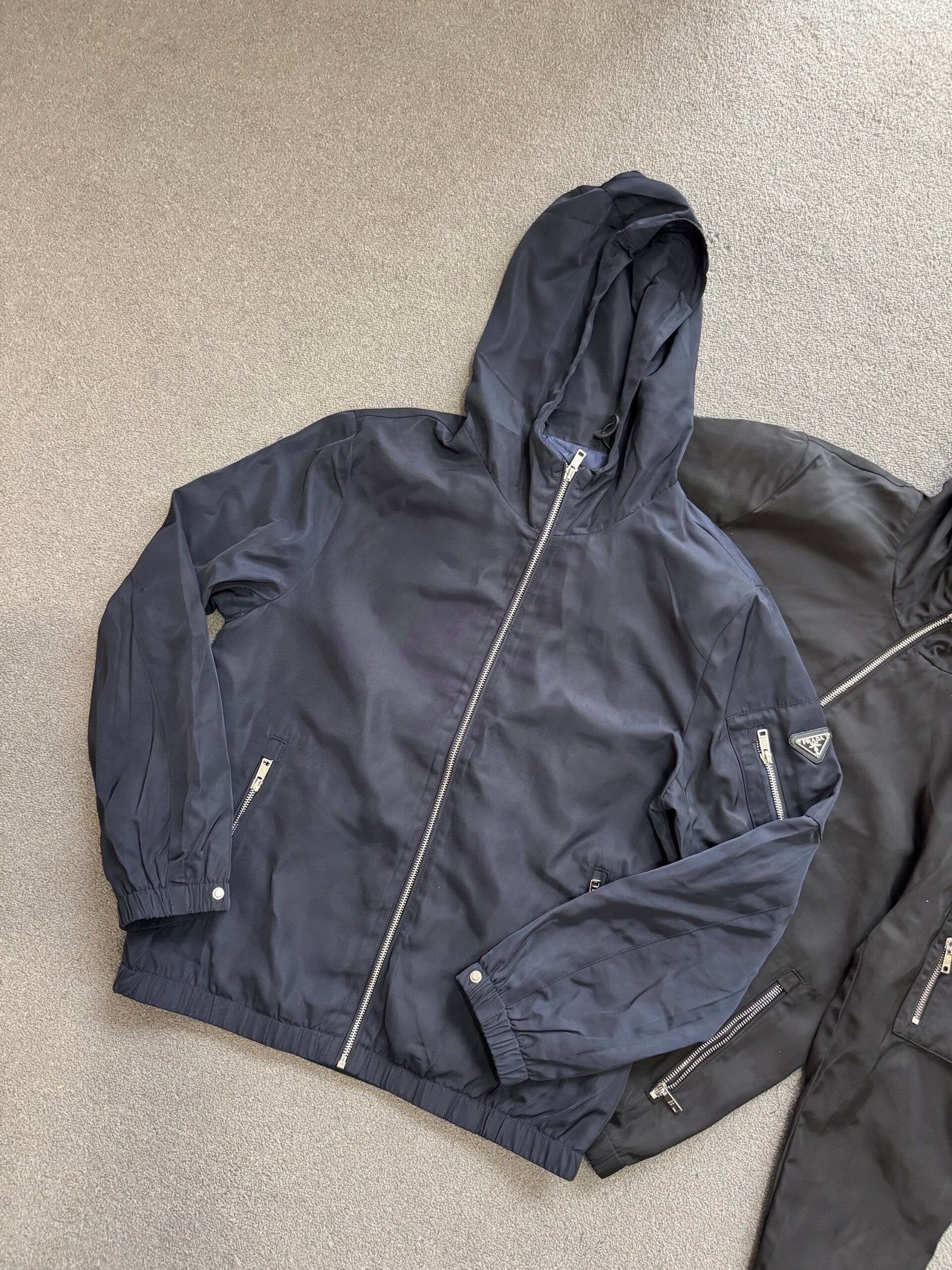 Prada | Prada windbreaker | Size M | yiodesigner.co.uk