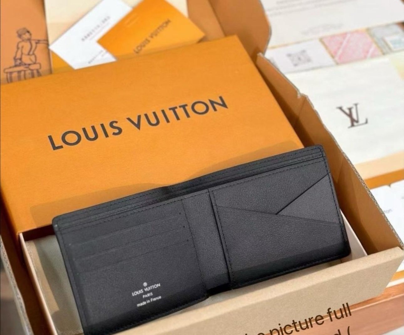 Louis Vuitton | Lv wallet | Back View | yiodesigner.co.uk