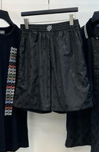 Louis Vuitton | Lv short | Size M | Front View | yiodesigner.co.uk