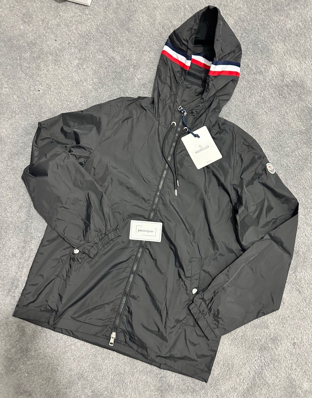 Moncler | Moncler windbreaker | Size S | yiodesigner.co.uk