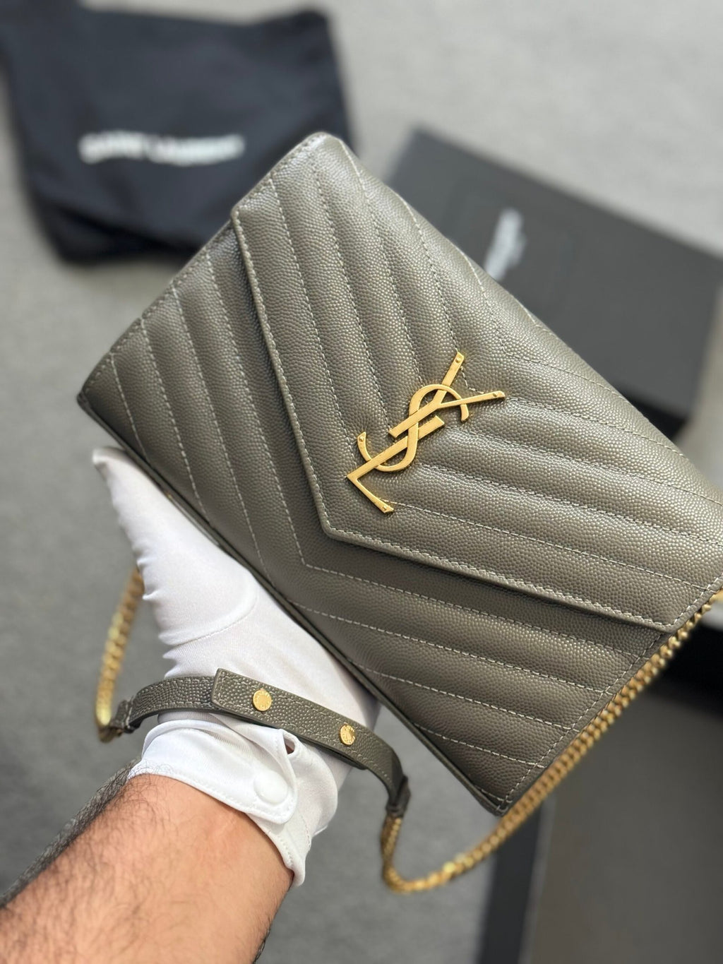 Saint Laurent | Ysl bag grey | Front View | yiodesigner.co.uk