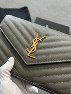 Saint Laurent | Ysl bag grey | Side View | yiodesigner.co.uk