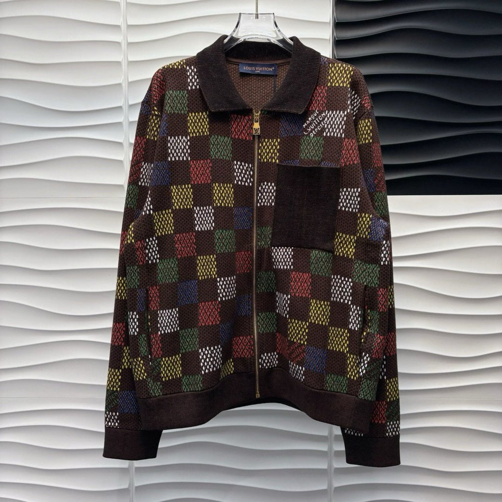 Louis Vuitton | Lv set (shirt and short) | Close-Up | yiodesigner.co.uk