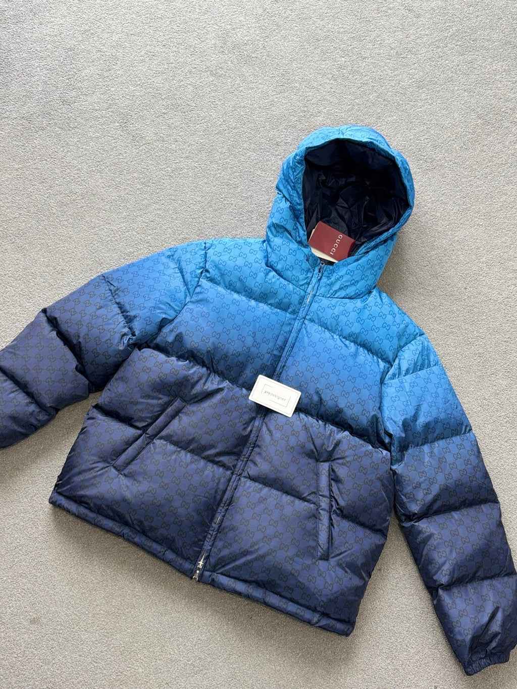 Gucci | Gucci jacket | Size L | Side View | yiodesigner.co.uk