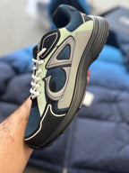 Dior | Dior b30 | Side View | yiodesigner.co.uk