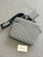 Louis Vuitton | Lv messenger bag (grey) | Front View | yiodesigner.co.uk