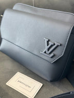 Louis Vuitton | Lv bag | Detail Shot | yiodesigner.co.uk