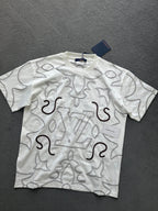 Louis Vuitton | Lv T-shirt | Detail Shot | yiodesigner.co.uk