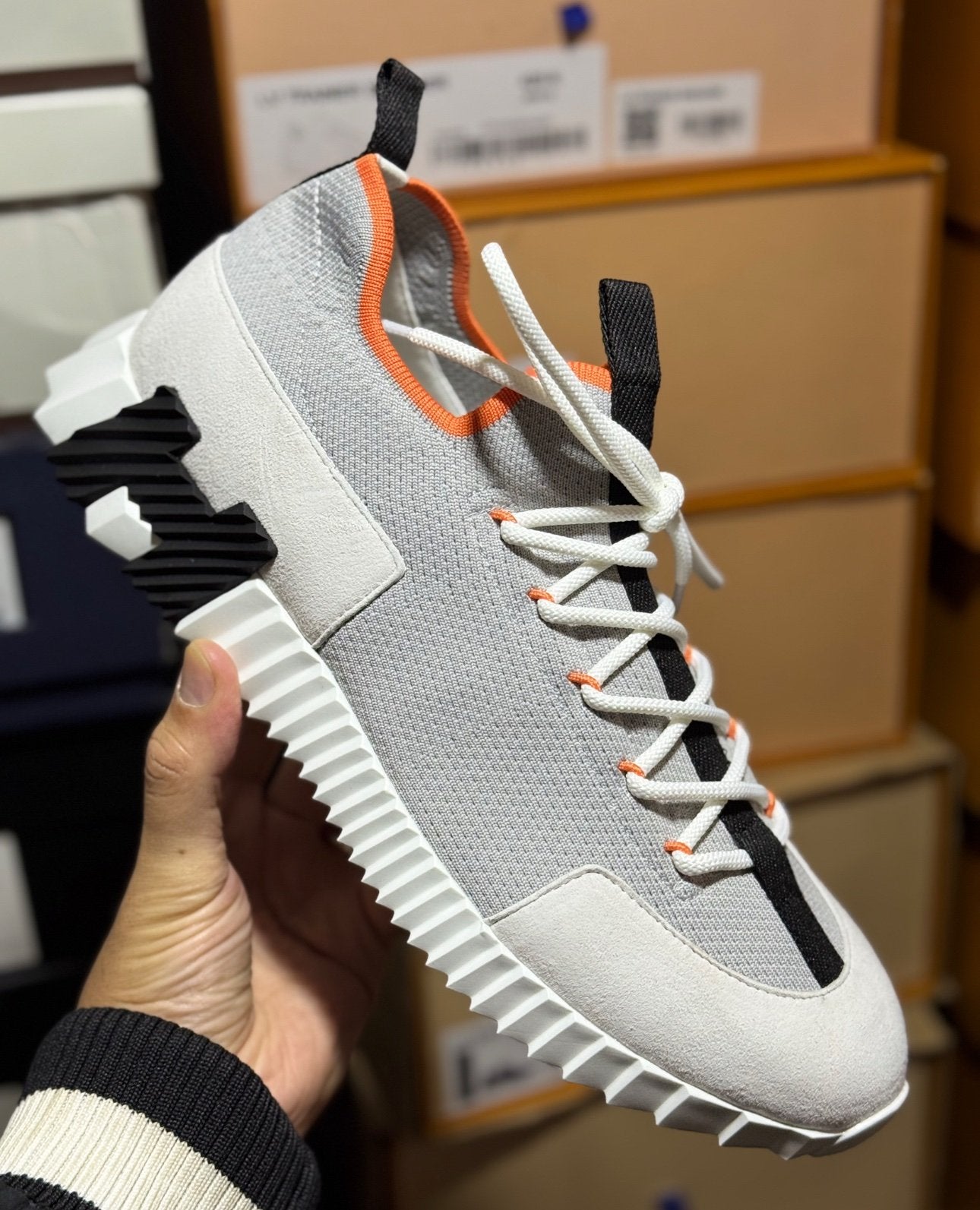 Hermes | Hermes sneaker | Size 8 | Back View | yiodesigner.co.uk