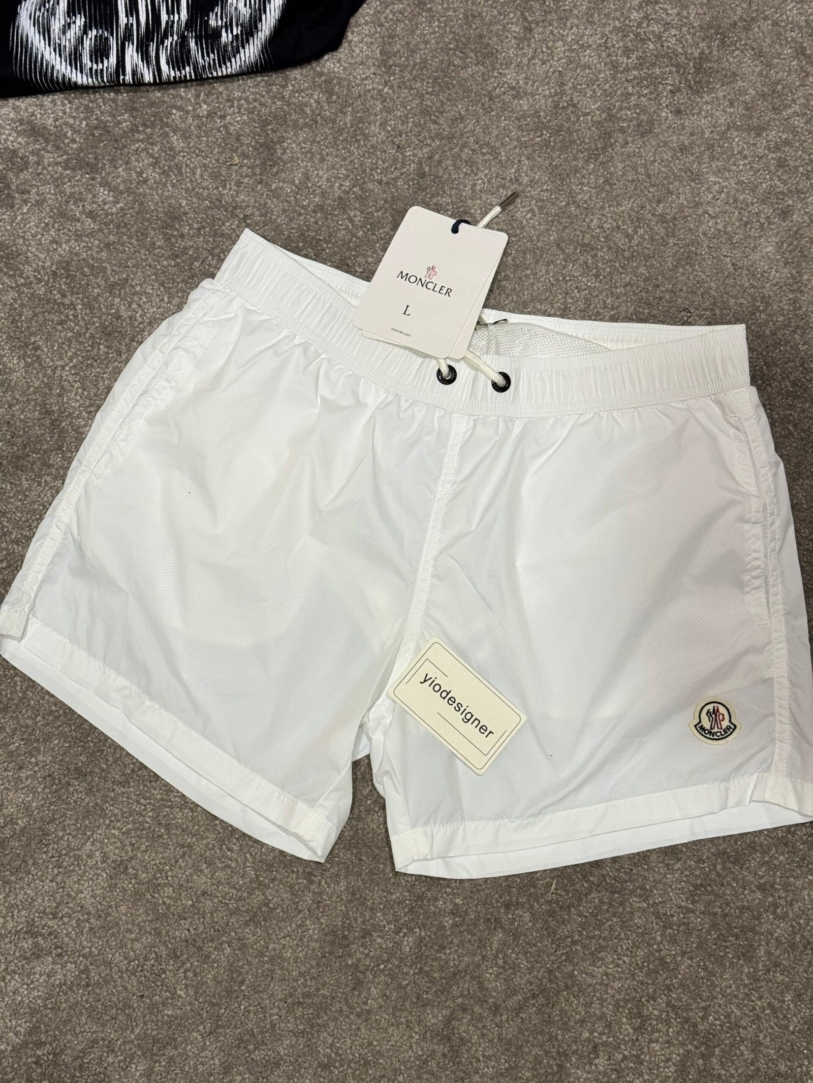 Moncler | Moncler short baby blue | Size L | yiodesigner.co.uk