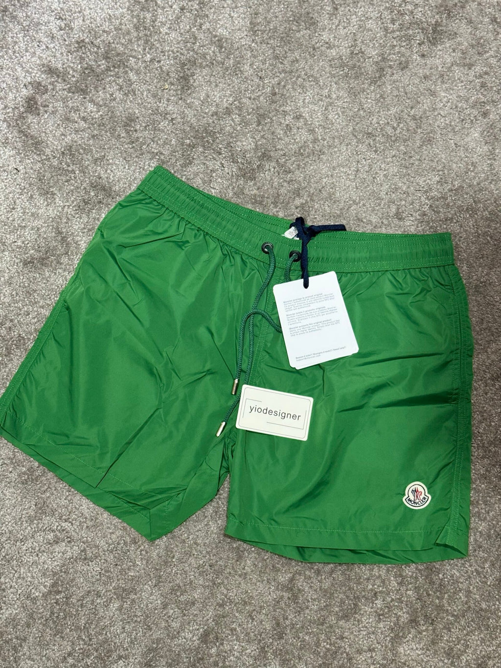 Moncler | Moncler short | Size XS | yiodesigner.co.uk