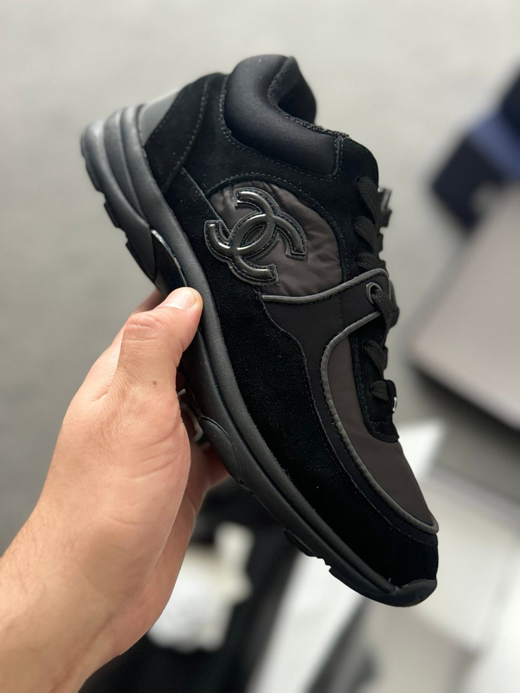 Chanel | Chanel sneaker | Size 7 | Detail Shot | yiodesigner.co.uk