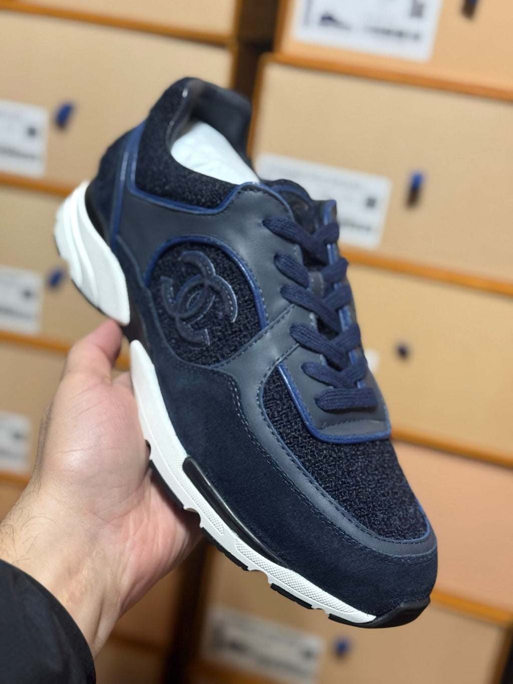Chanel | Chanel sneaker navy | Size 9 | yiodesigner.co.uk