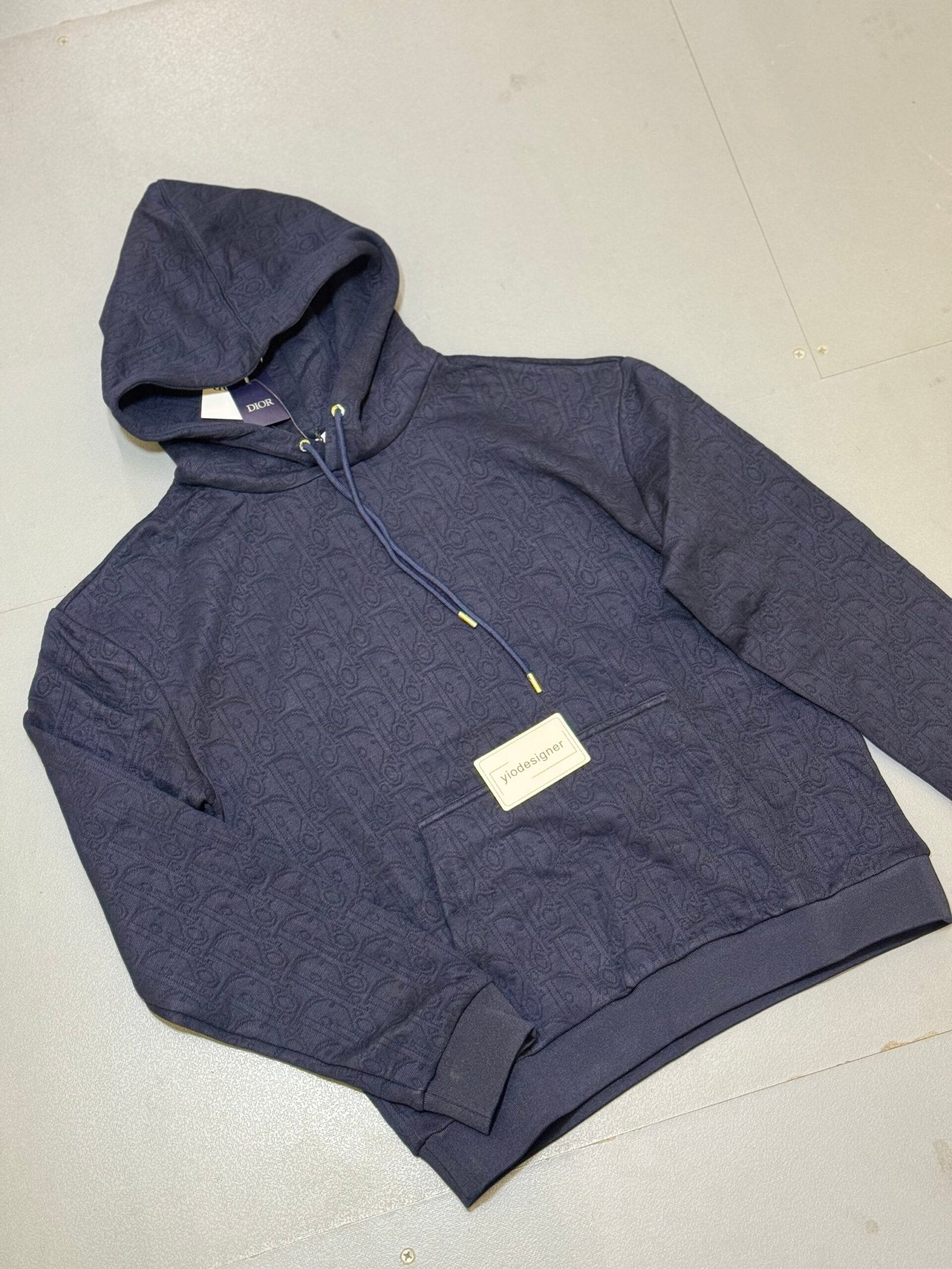 Dior | Dior hoody | Side View | yiodesigner.co.uk