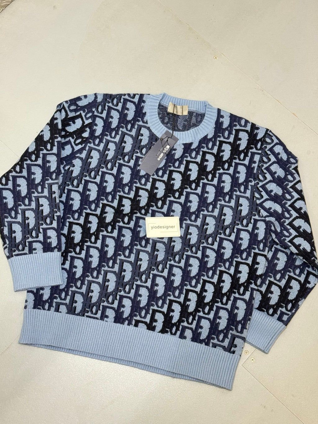 Dior | Dior jumper (sweater) | Size M | Front View | yiodesigner.co.uk