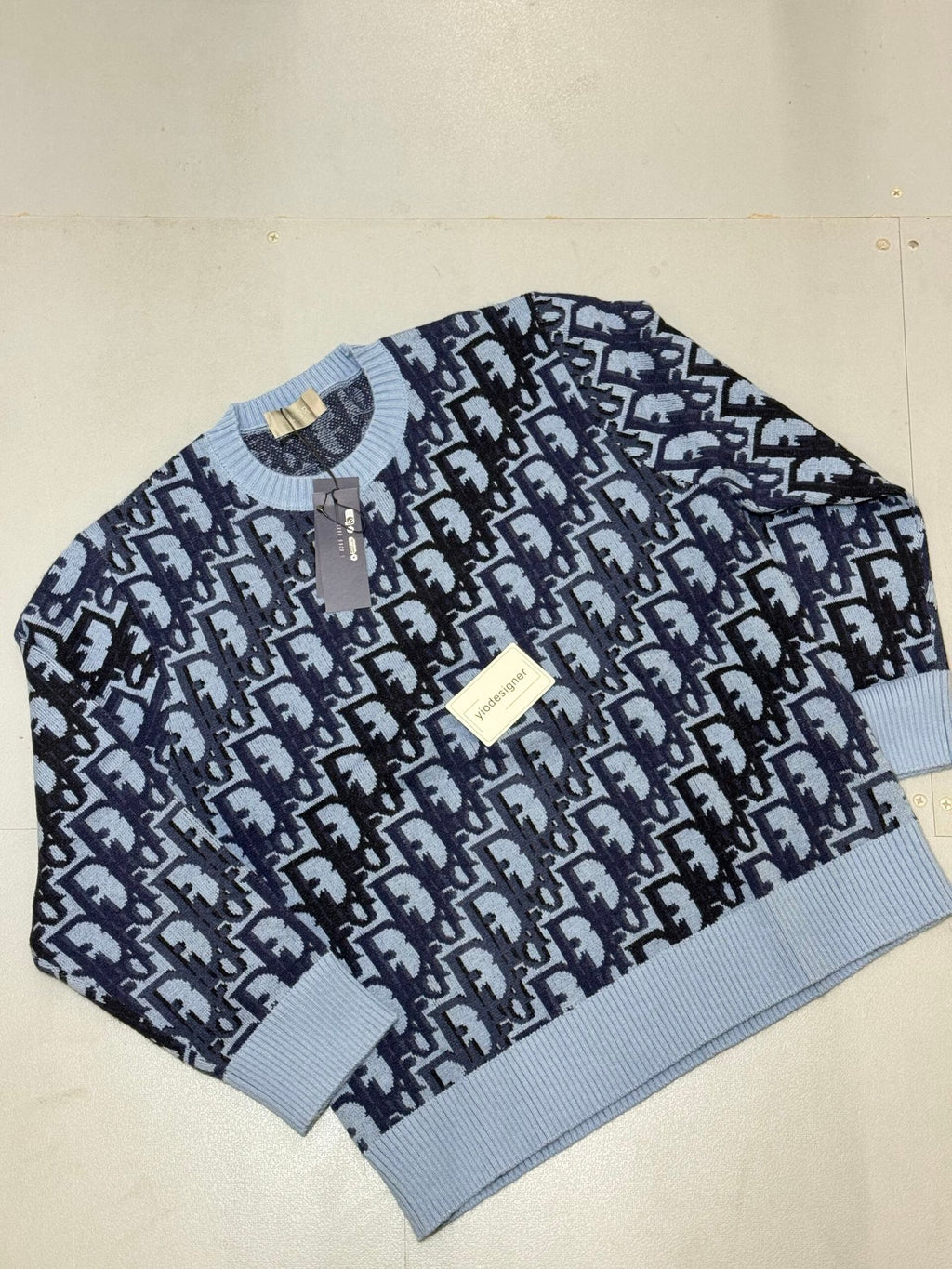 Dior | Dior jumper (sweater) | Size L | Back View | yiodesigner.co.uk