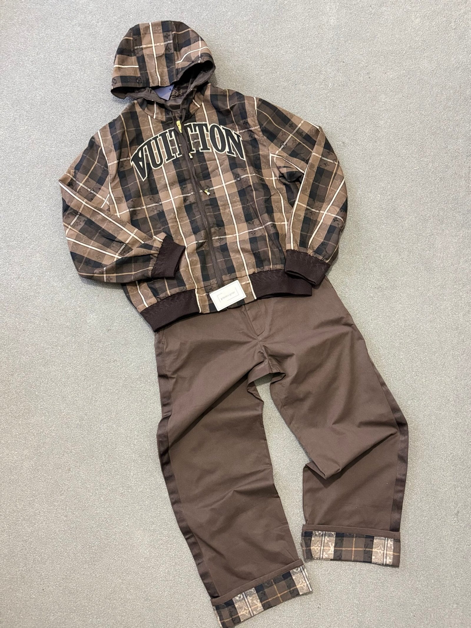 Louis Vuitton | Lv set (jacket and trousers ) | Size M | Front View | yiodesigner.co.uk