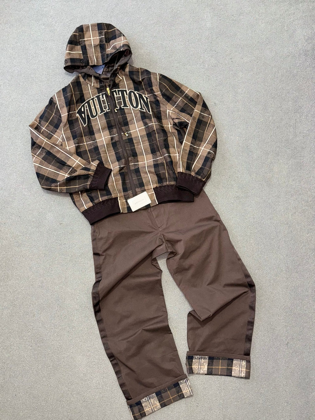 Louis Vuitton | Lv set (jacket and trousers ) | Close-Up | yiodesigner.co.uk