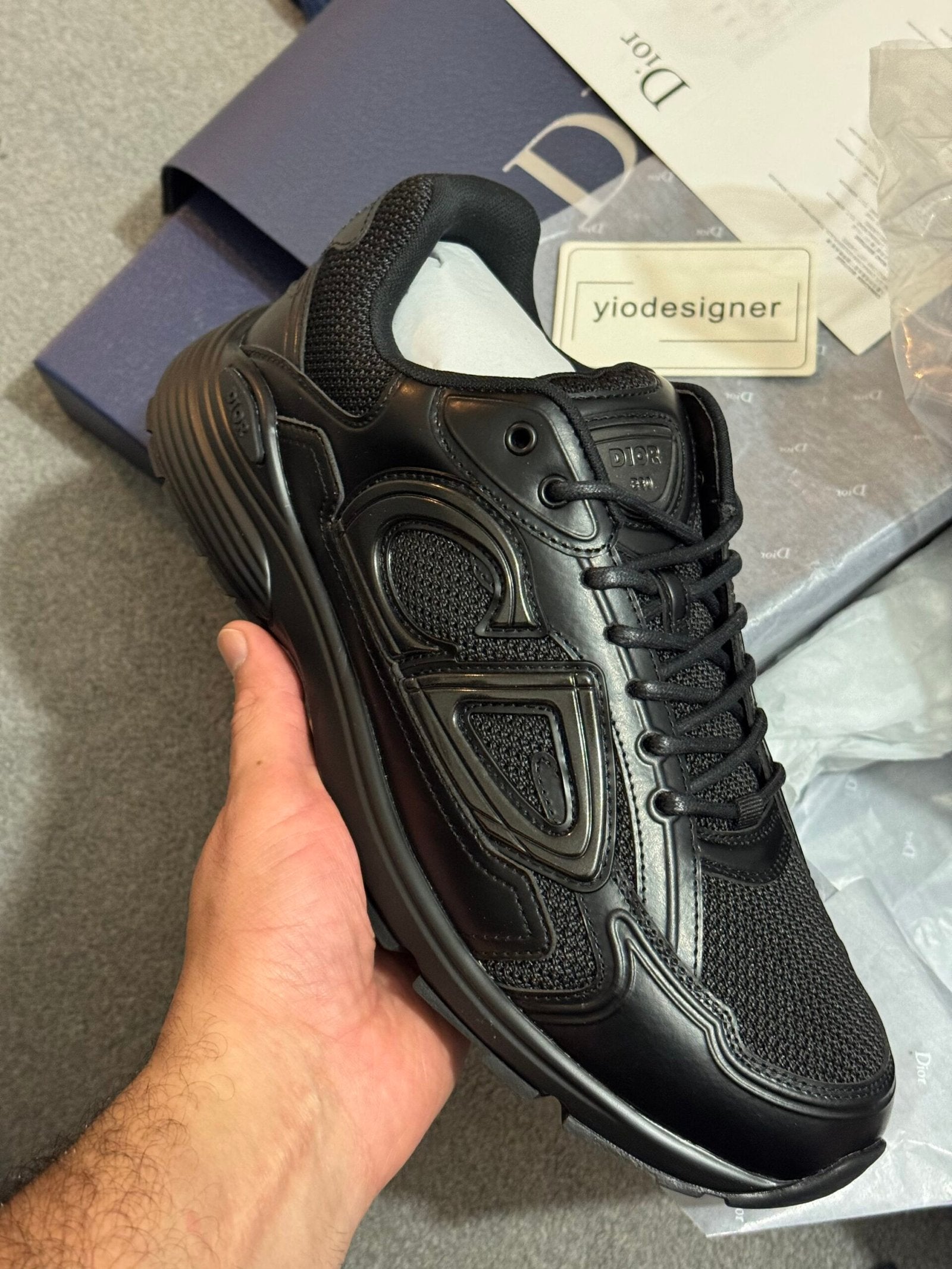 Dior | Dior 
b30 new season | Size 7 | Back View | yiodesigner.co.uk