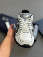 Dior | Dior 
b30 new | Detail Shot | yiodesigner.co.uk