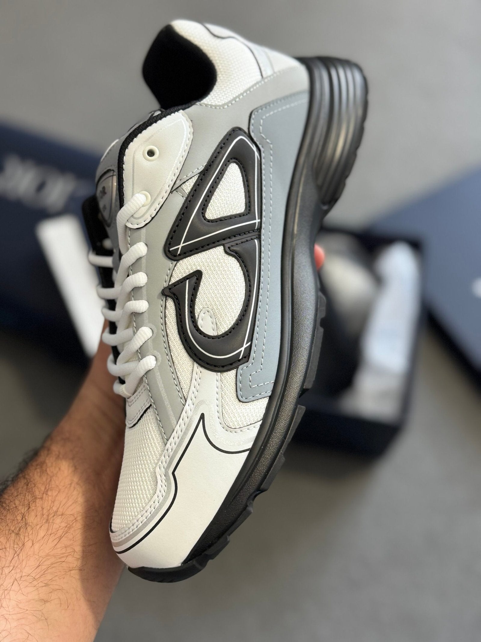 Dior | Dior 
b30 new | Back View | yiodesigner.co.uk