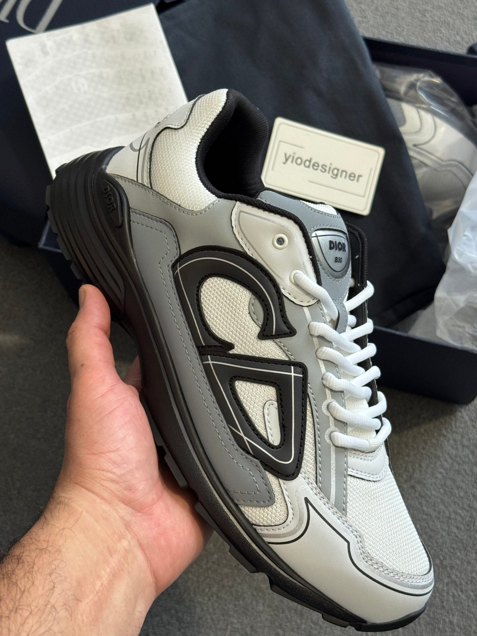 Dior | Dior 
b30 new | Side View | yiodesigner.co.uk