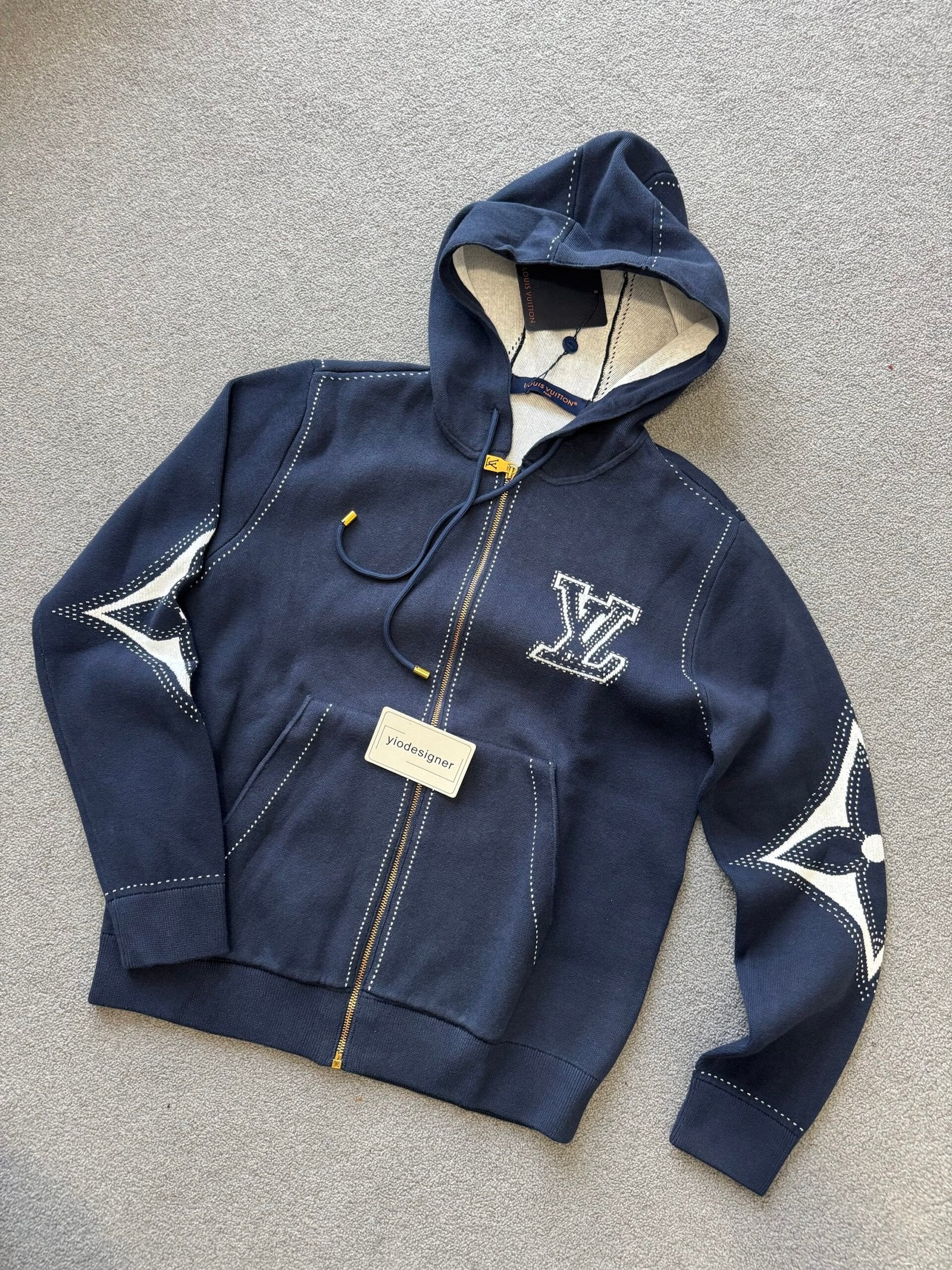 Louis Vuitton | LV  hoody full zip | Size L | yiodesigner.co.uk