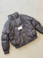 Louis Vuitton | Lv  jacket | Black | Detail Shot | yiodesigner.co.uk