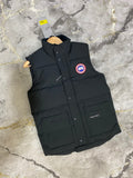 Canada Goose | Canada goose gilet (body warmer)black | Size XL | Detail Shot | yiodesigner.co.uk