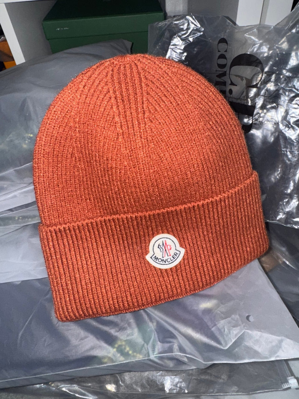 Moncler | Moncler hat | Back View | yiodesigner.co.uk